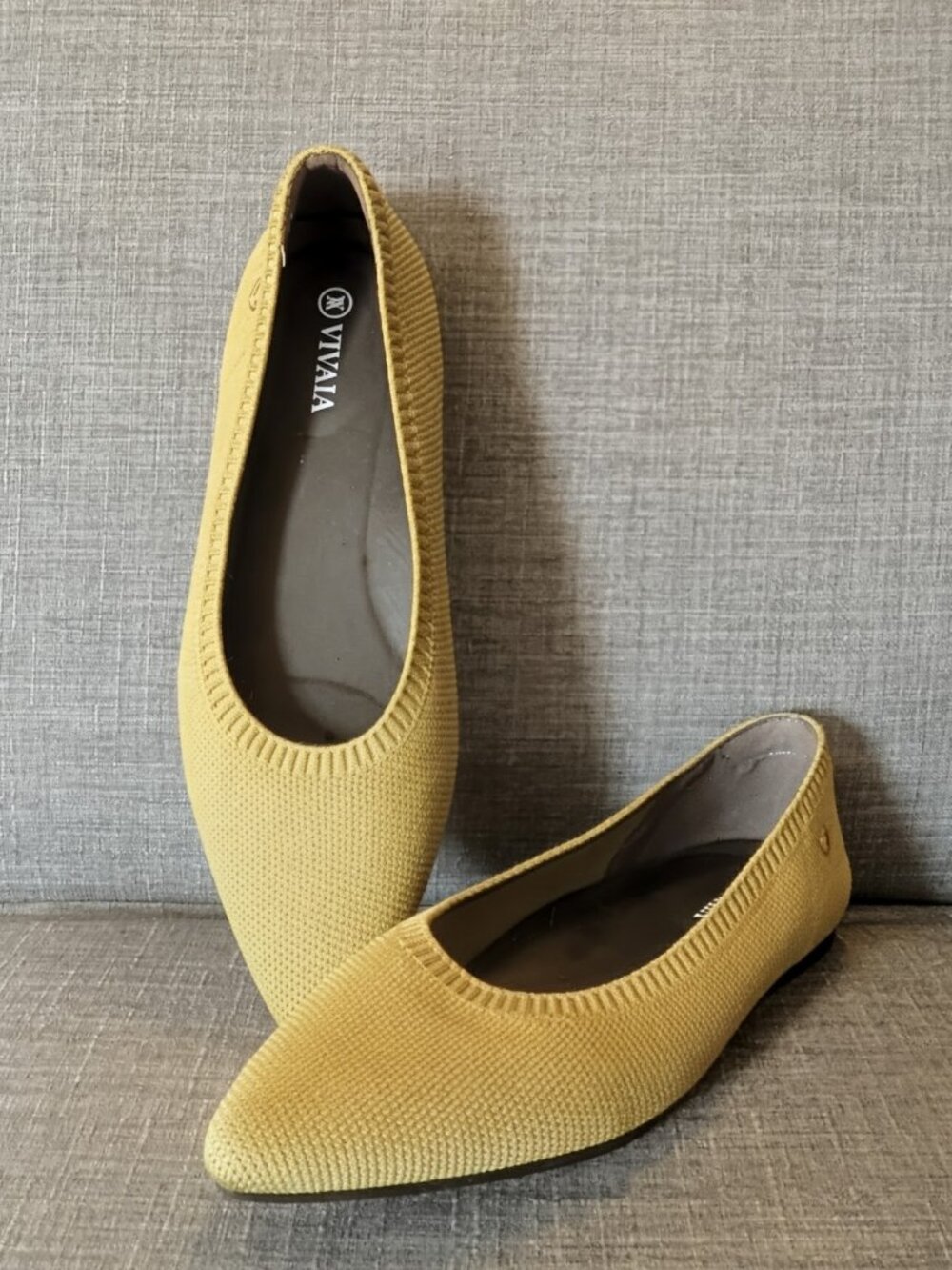 NWOT Vivaia Aria Pointed Toe Knit Ballet Flats Olive Green Sz 39 / US 8.5